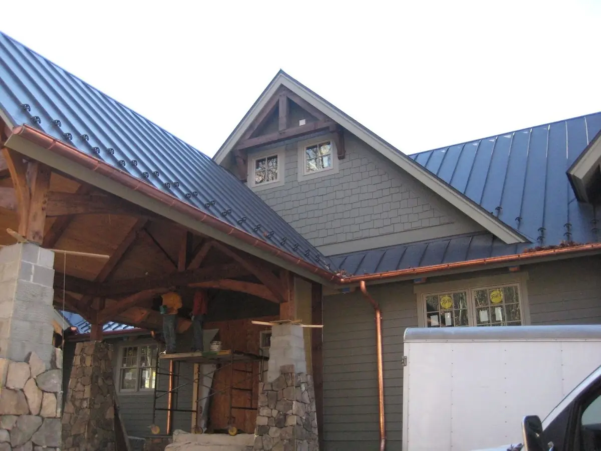 Craftsman Roofing team delivering quality roofing work in Round Head